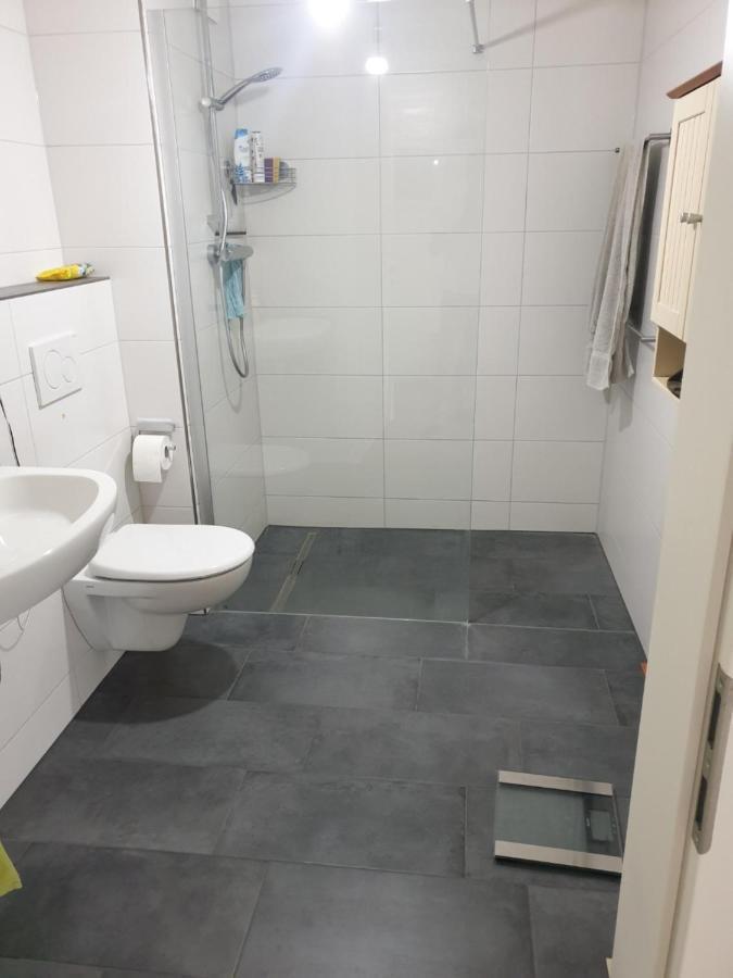 Schones Privatzimmer In Einem Neubau Oldenburg Dış mekan fotoğraf